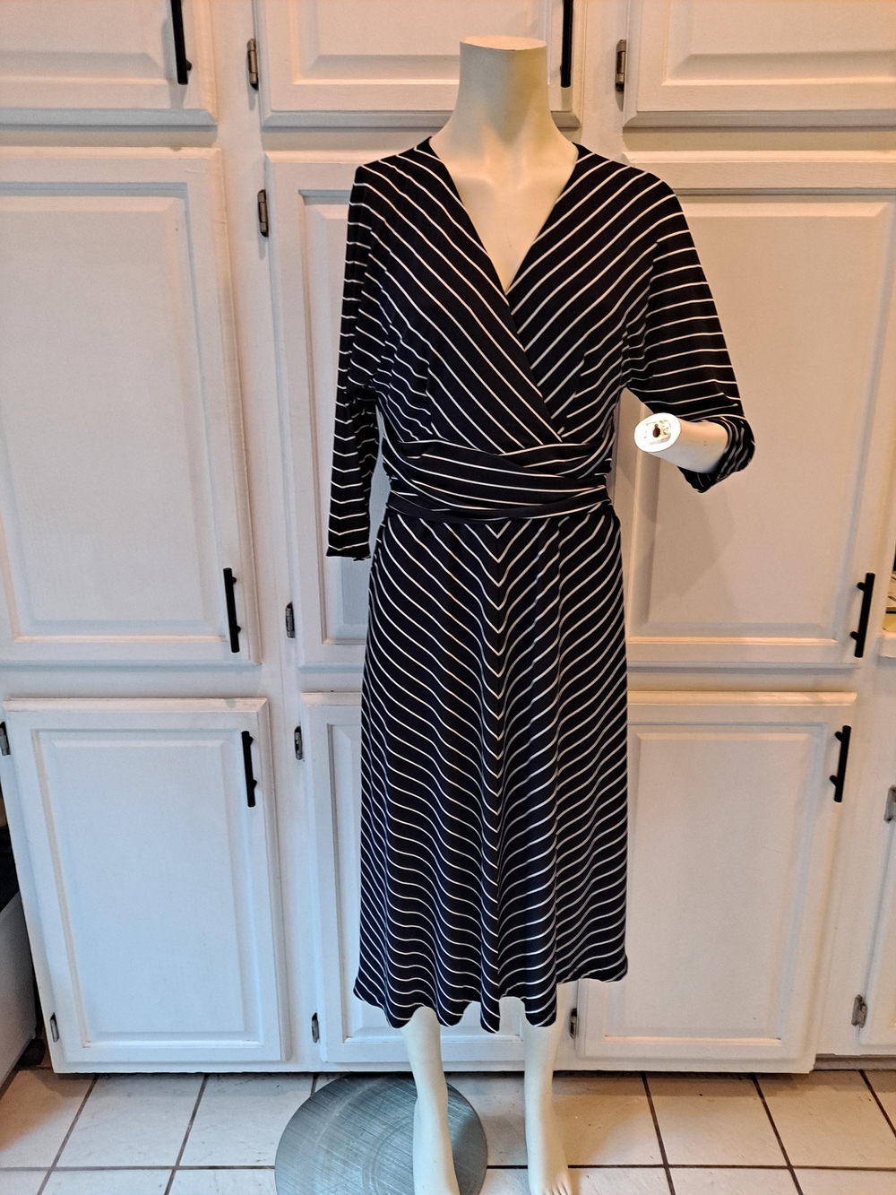 Lauren Ralph Lauren Navy White Striped Wrap Bodice Midi Dress Preppy Jersey